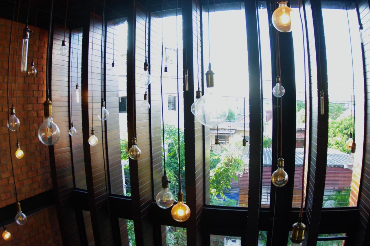Albergue The Local Ari Bangkok Exterior foto
